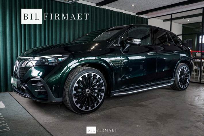 Grøn Mercedes EQE350 SUV fra 2025 set udefra