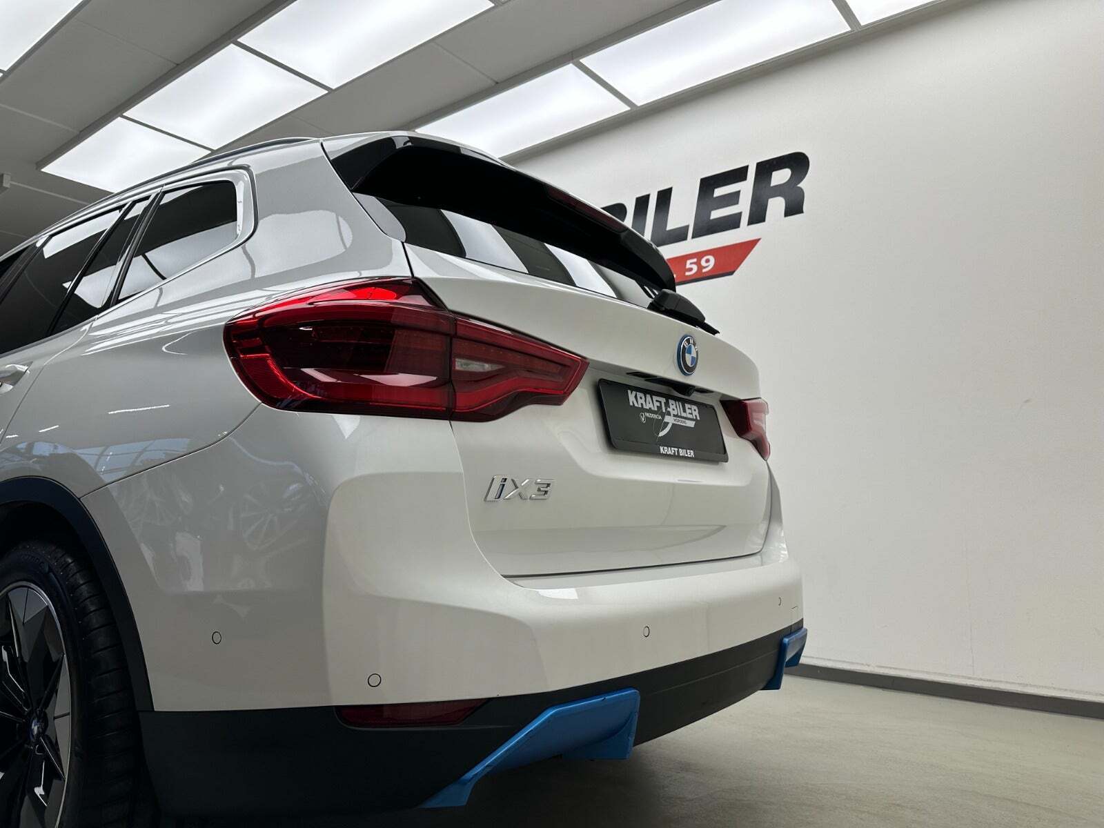 BMW iX3 Charged Impressive