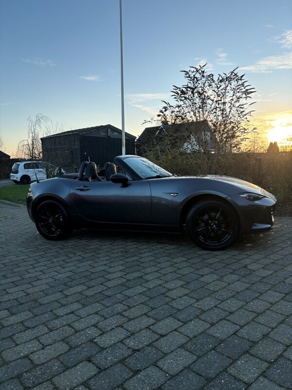 Mazda MX5 2.0 SKYACTIV-G 184 HK Roadster Man.