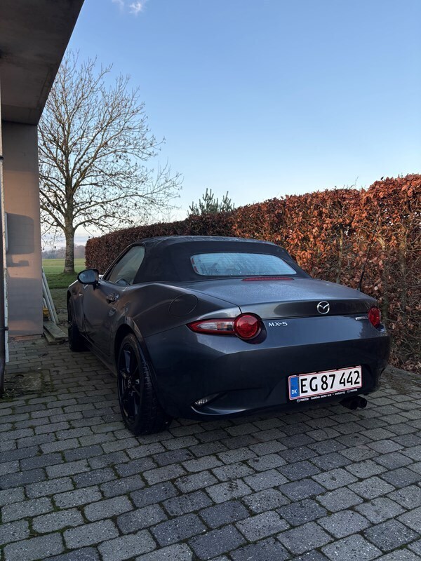 Mazda MX5 2.0 SKYACTIV-G 184 HK Roadster Man.