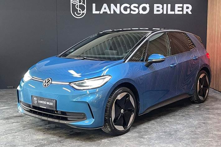 Blå VW ID.3 fra 2025 set udefra
