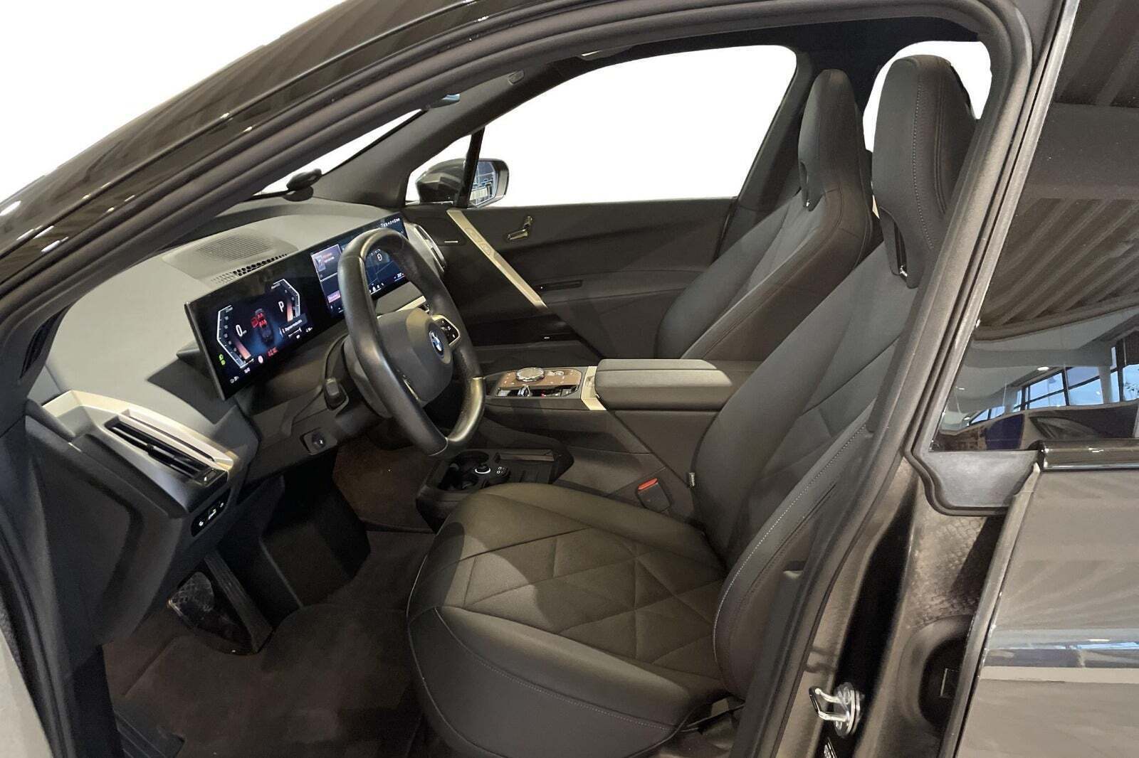 BMW iX xDrive40 Supercharged