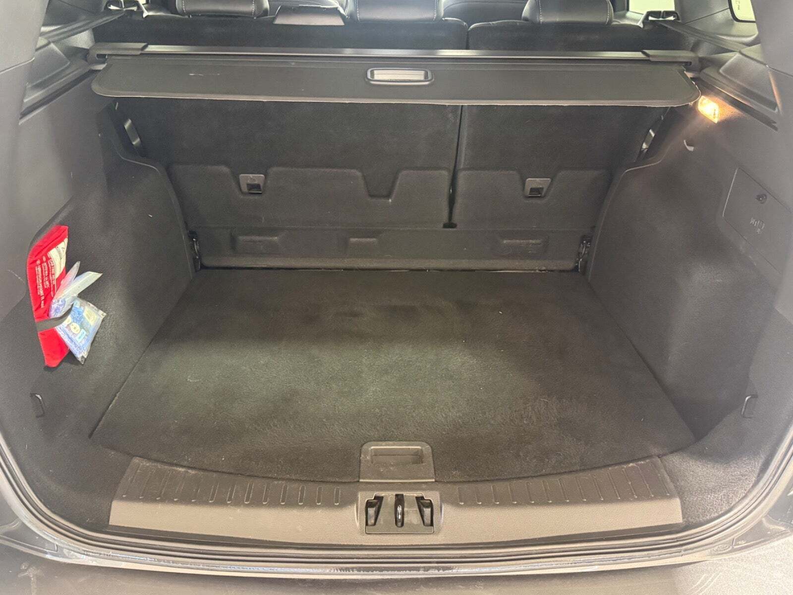 Grå Ford Kuga fra 2017