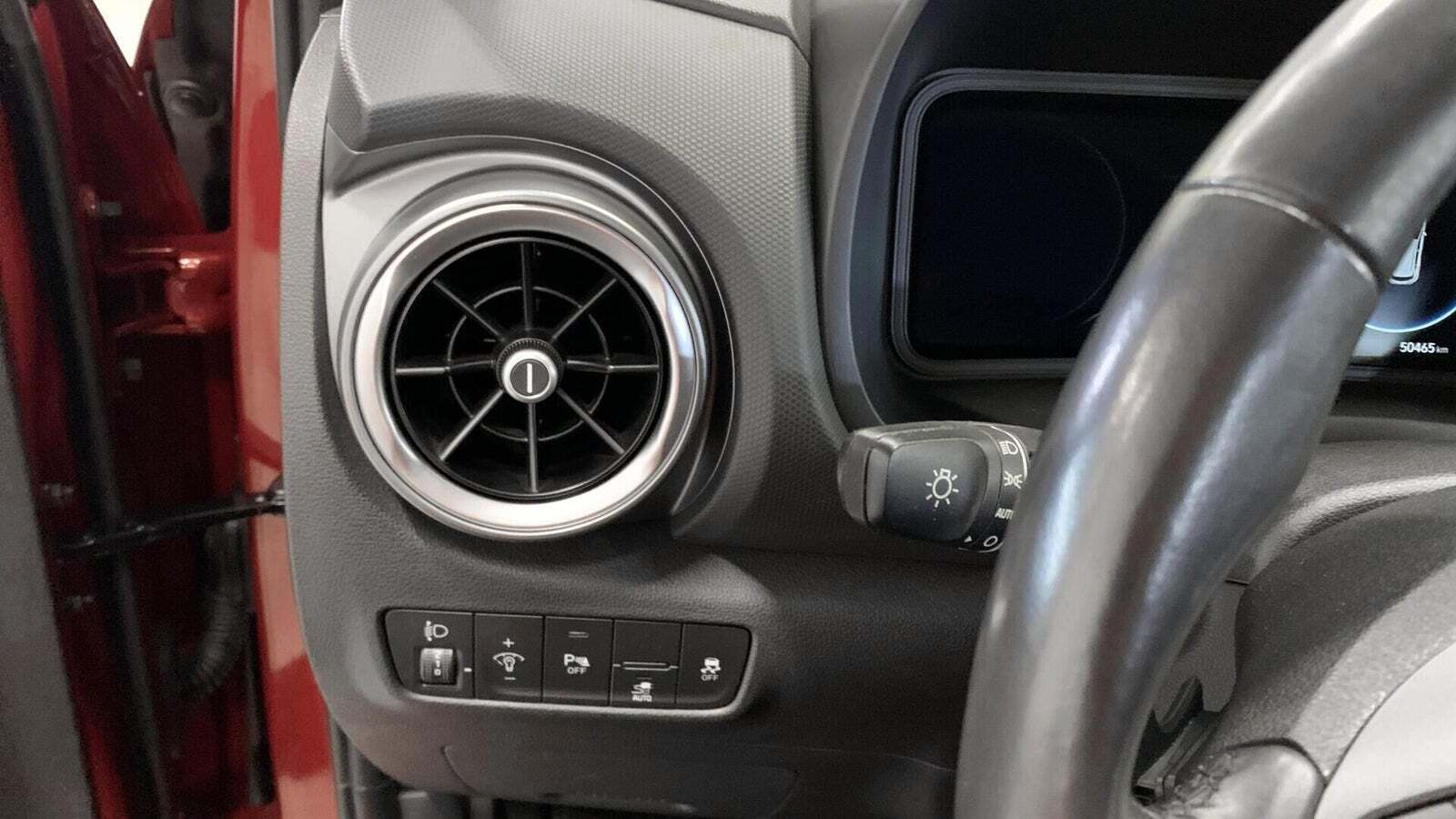 Hvid Hyundai Kona fra 2022