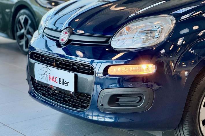 Blå Fiat Panda fra 2016