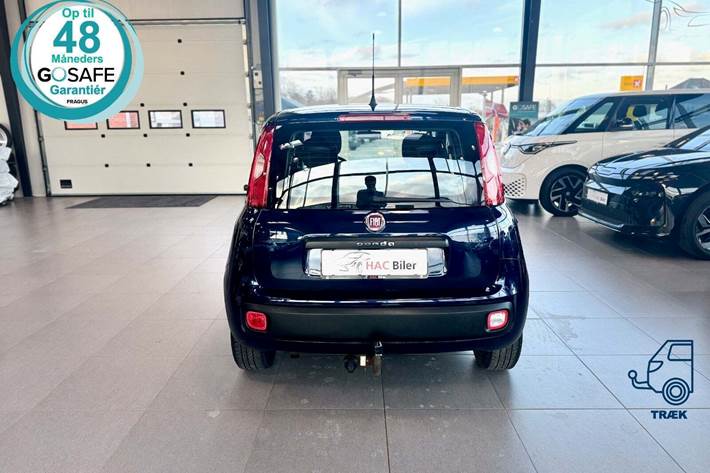 Blå Fiat Panda fra 2016