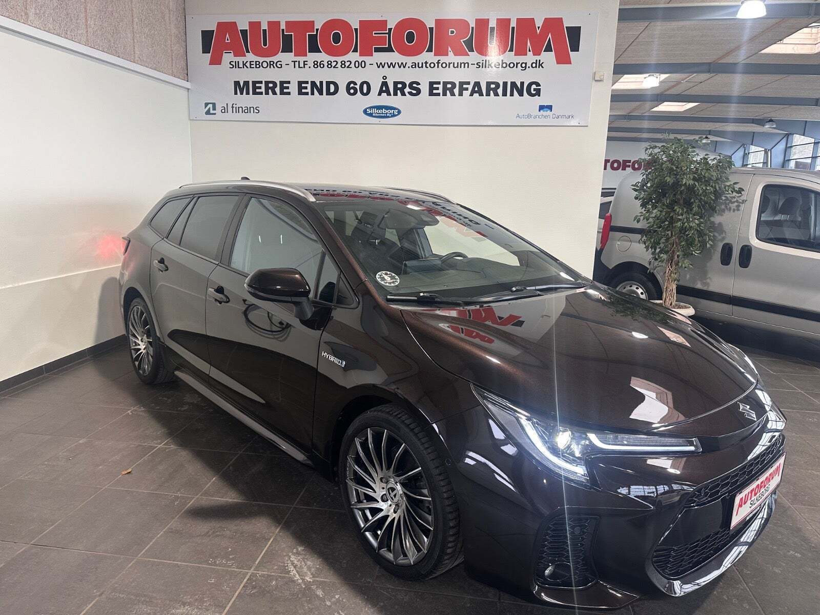 Suzuki Swace 1,8 HEV Exclusive stc. e-CVT