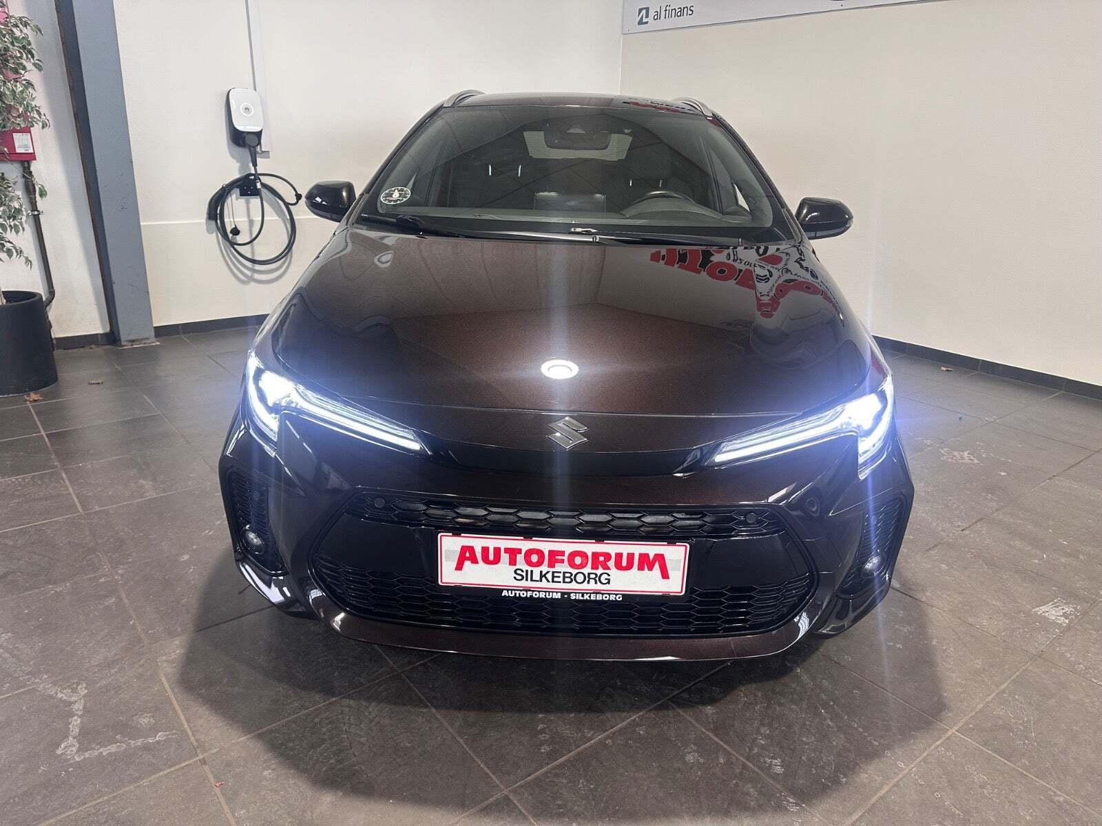 Suzuki Swace 1,8 HEV Exclusive stc. e-CVT