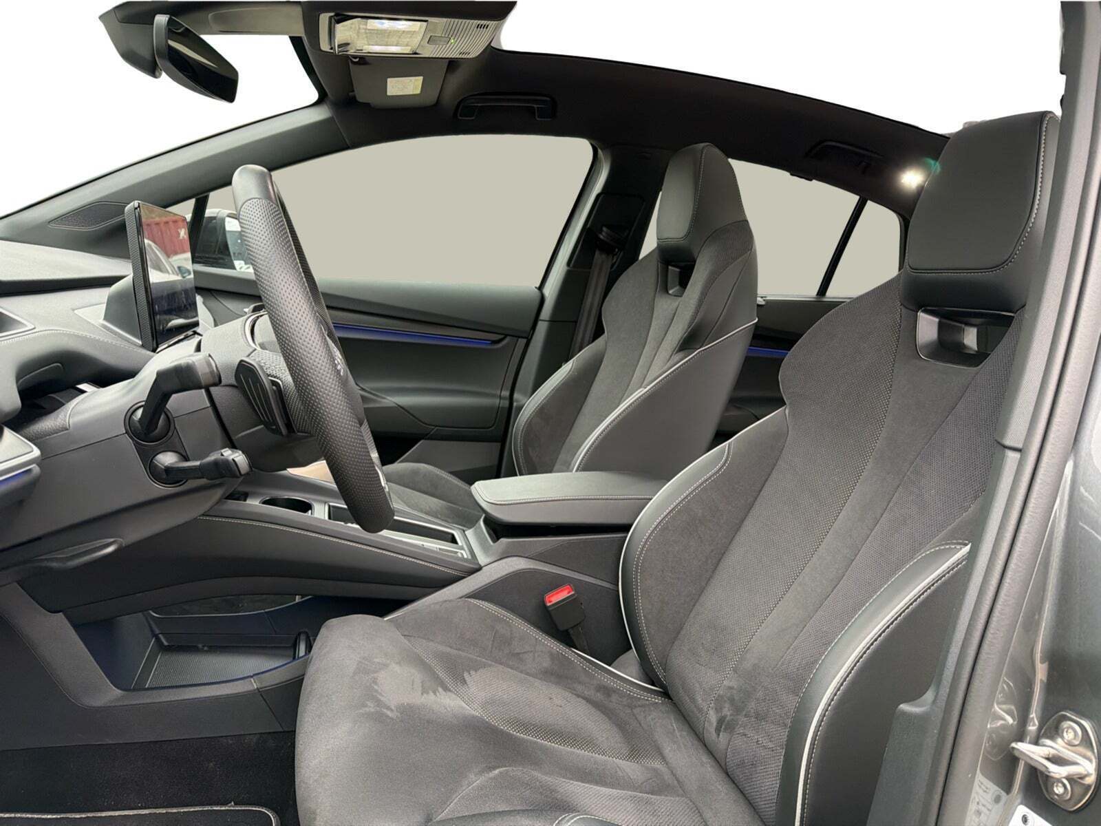 Sort Skoda Enyaq fra 2026