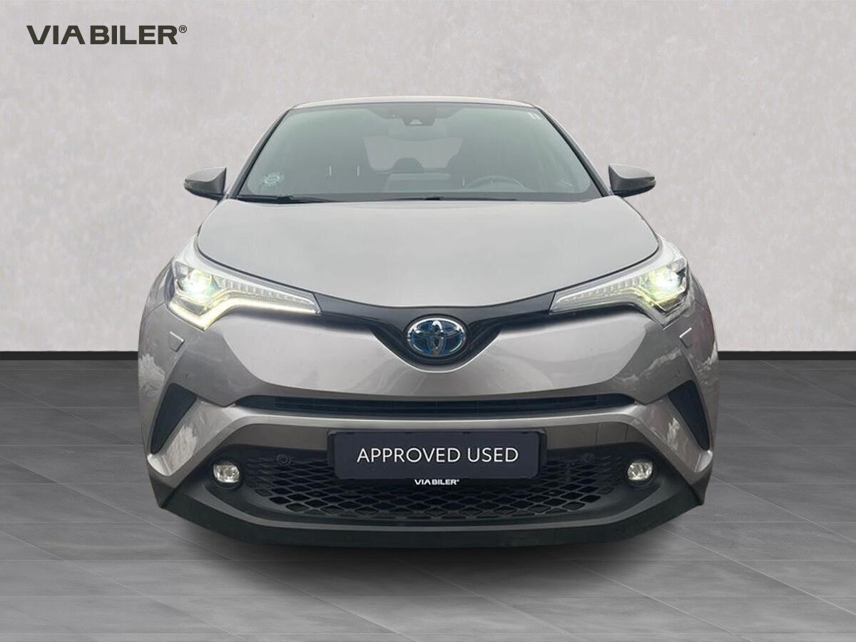 Toyota C-HR 1,8 Hybrid C-LUB Premium Alcantara Multidrive S 122HK 5d Aut.