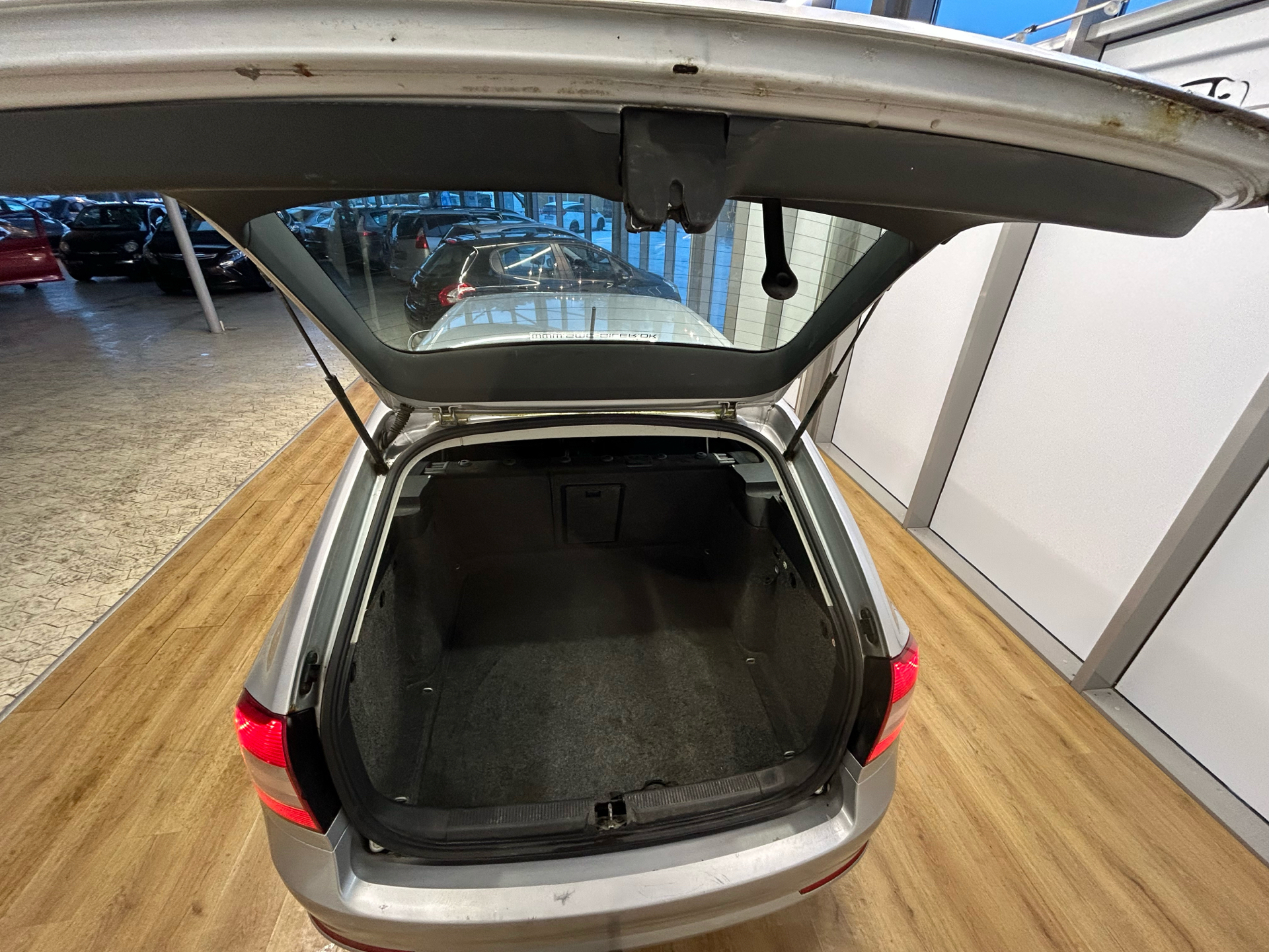 Sølv Skoda Octavia fra 2009