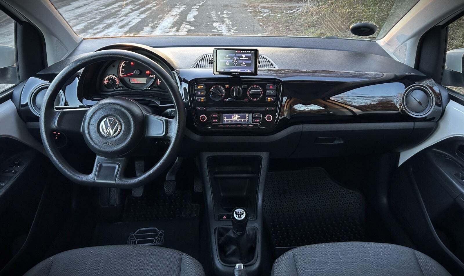 Hvid VW UP! fra 2016