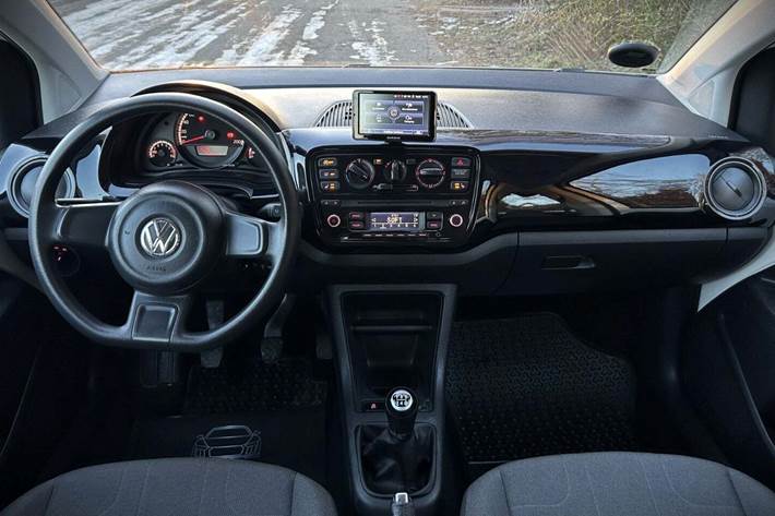 Hvid VW UP! fra 2016