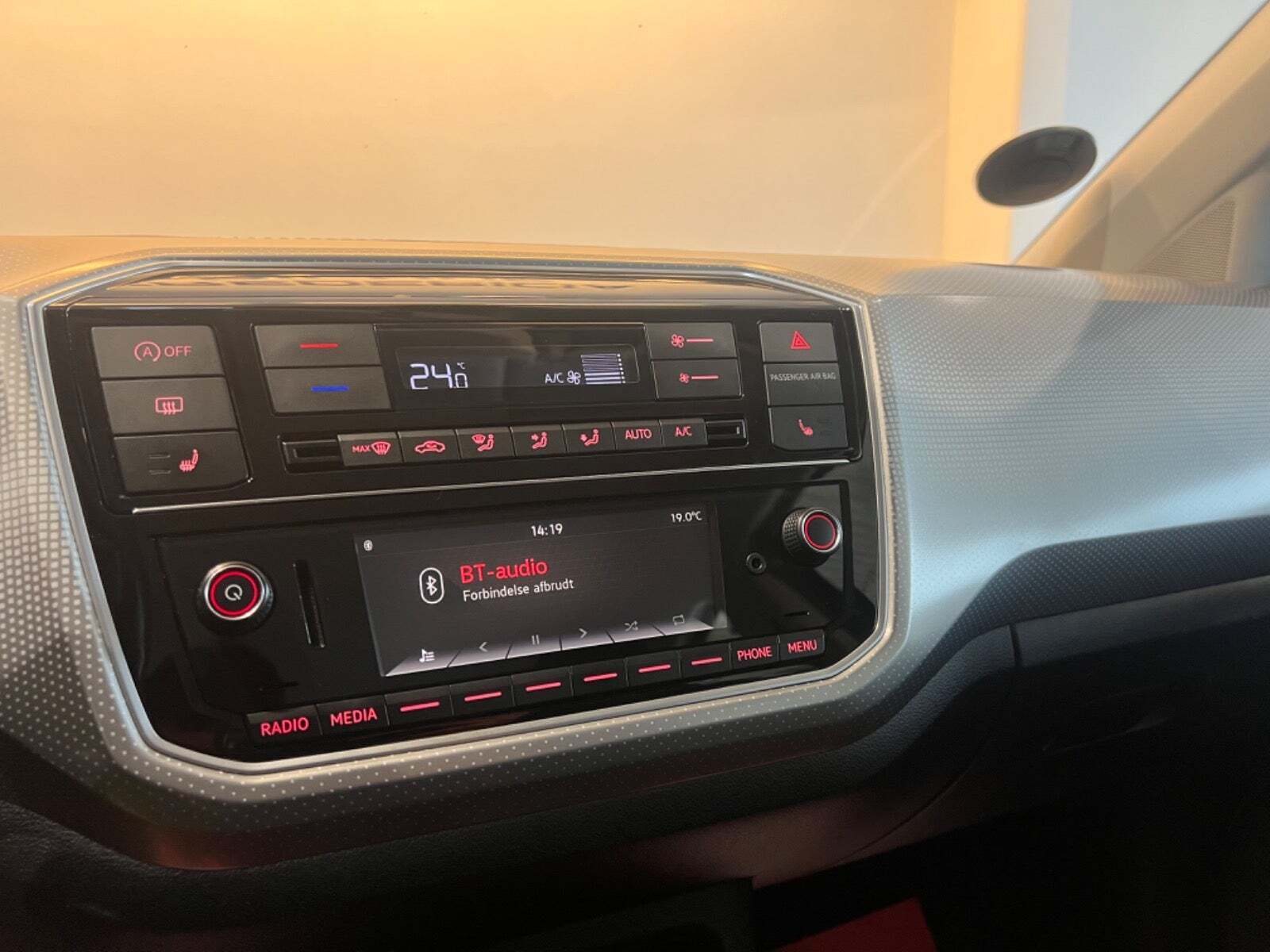 Sort VW UP! fra 2017