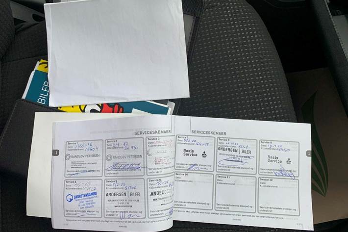 Grøn Mitsubishi Space Star fra 2015