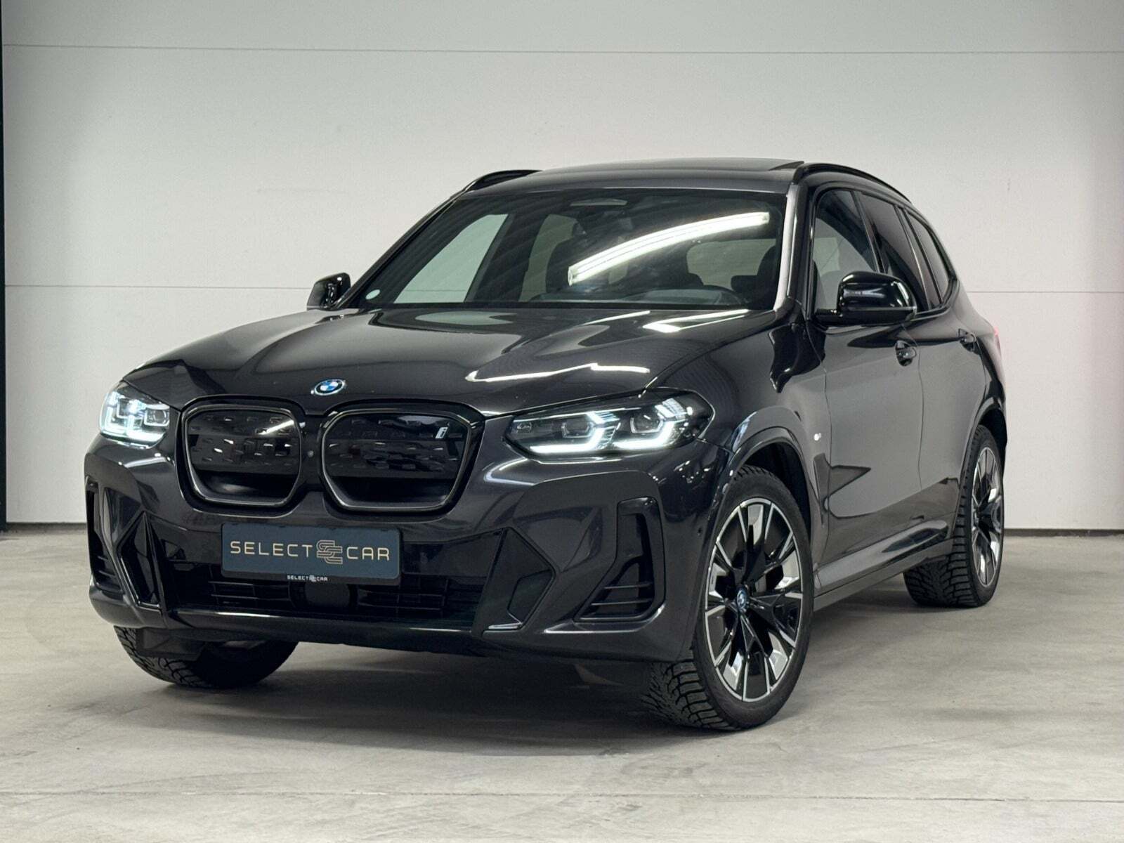 BMW iX3 Charged Plus M-Sport