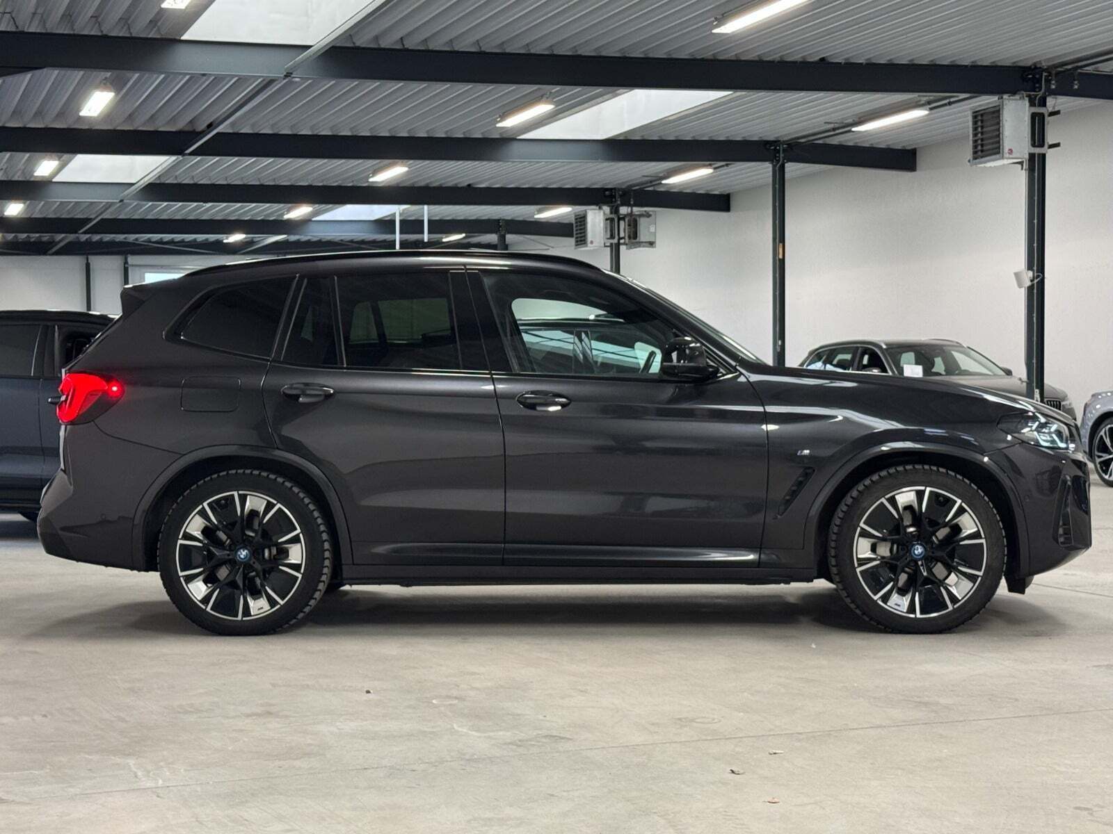 BMW iX3 Charged Plus M-Sport