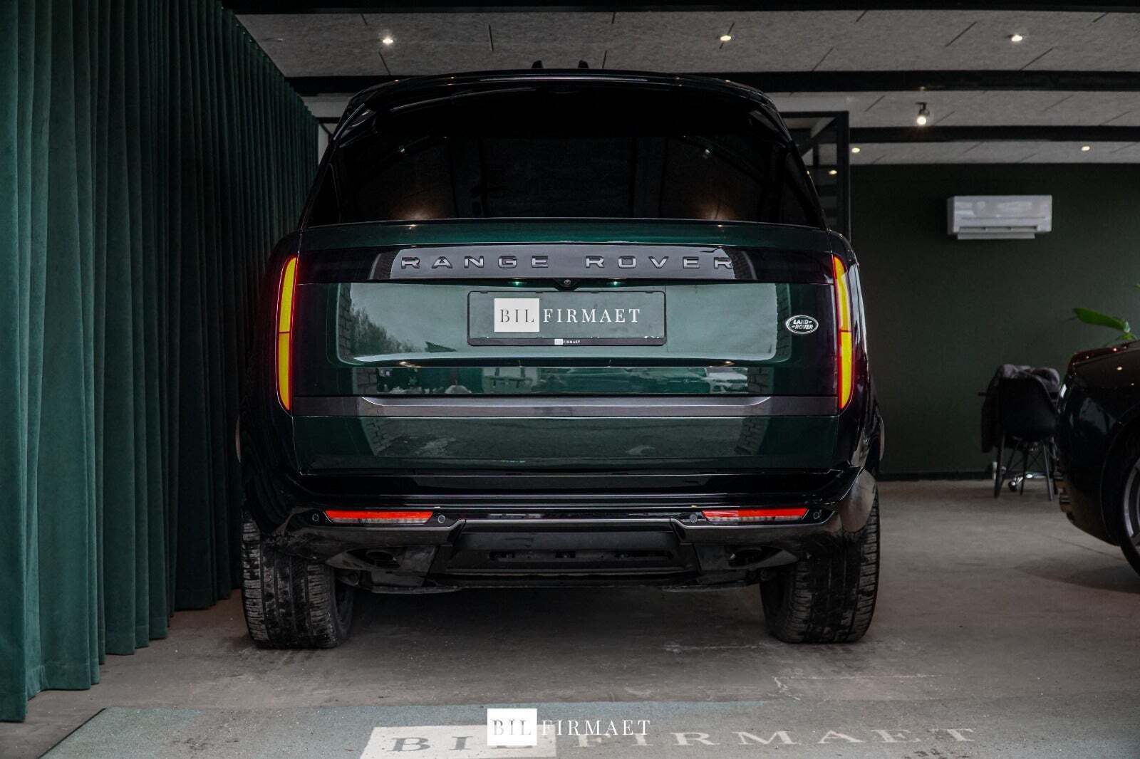 Grøn Land Rover Range Rover fra 2023