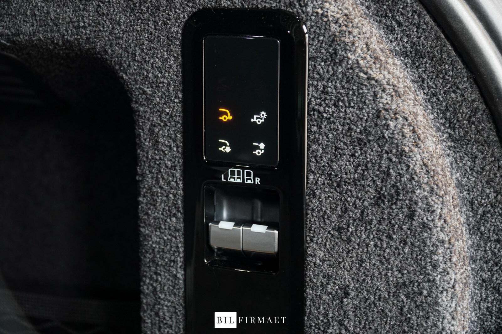 Grøn Land Rover Range Rover fra 2023