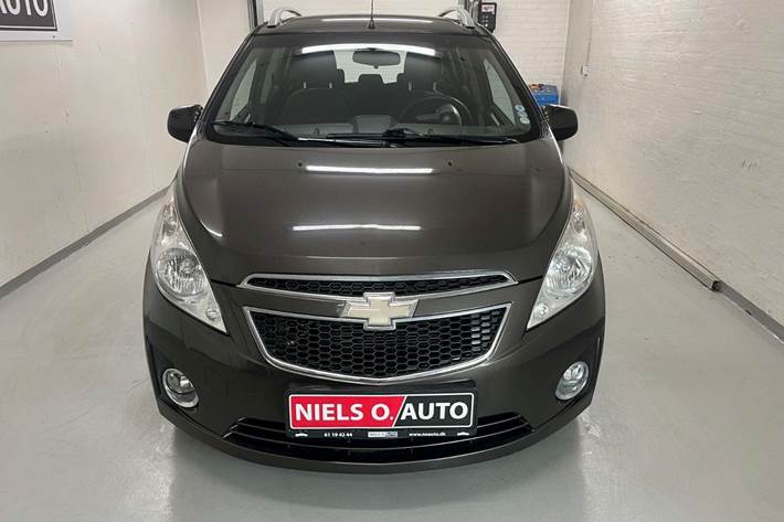 Brun Chevrolet Spark fra 2012
