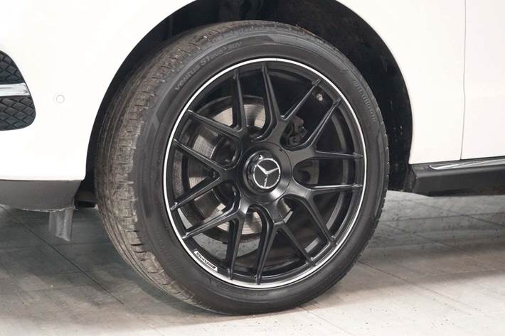 Hvid Mercedes GLE350 d fra 2016