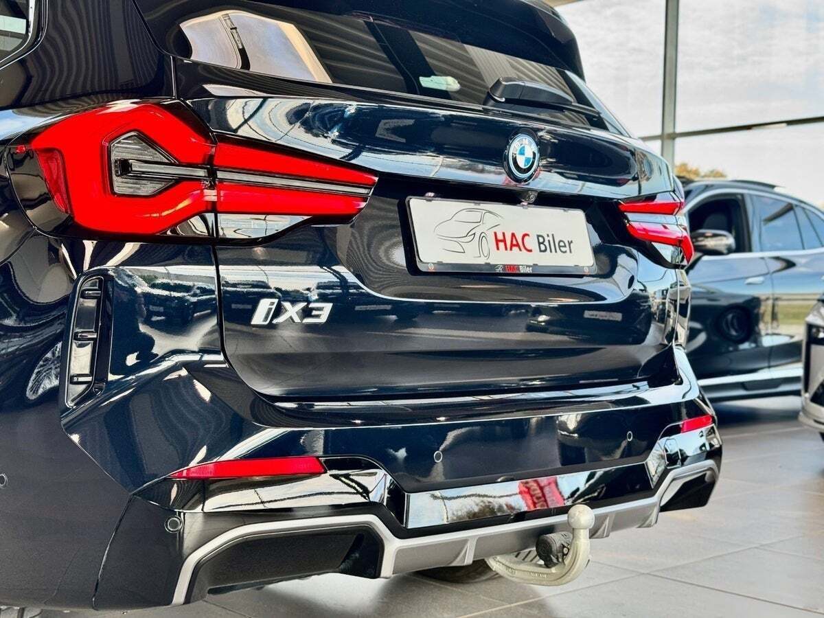 BMW iX3 Charged Plus M-Sport