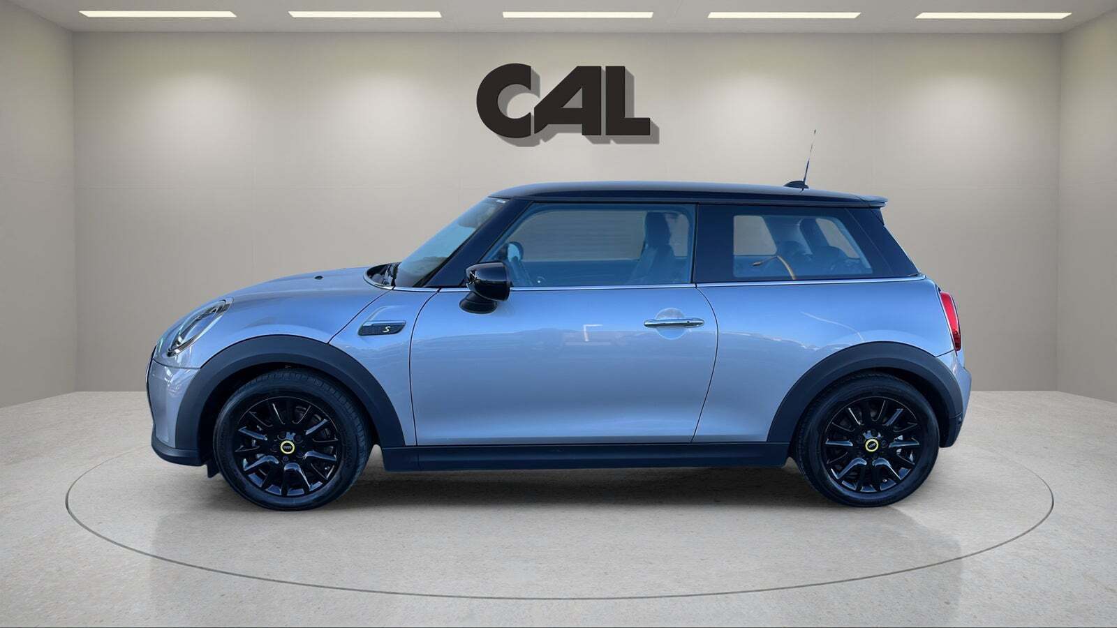 Mini Cooper SE Resolute Edition