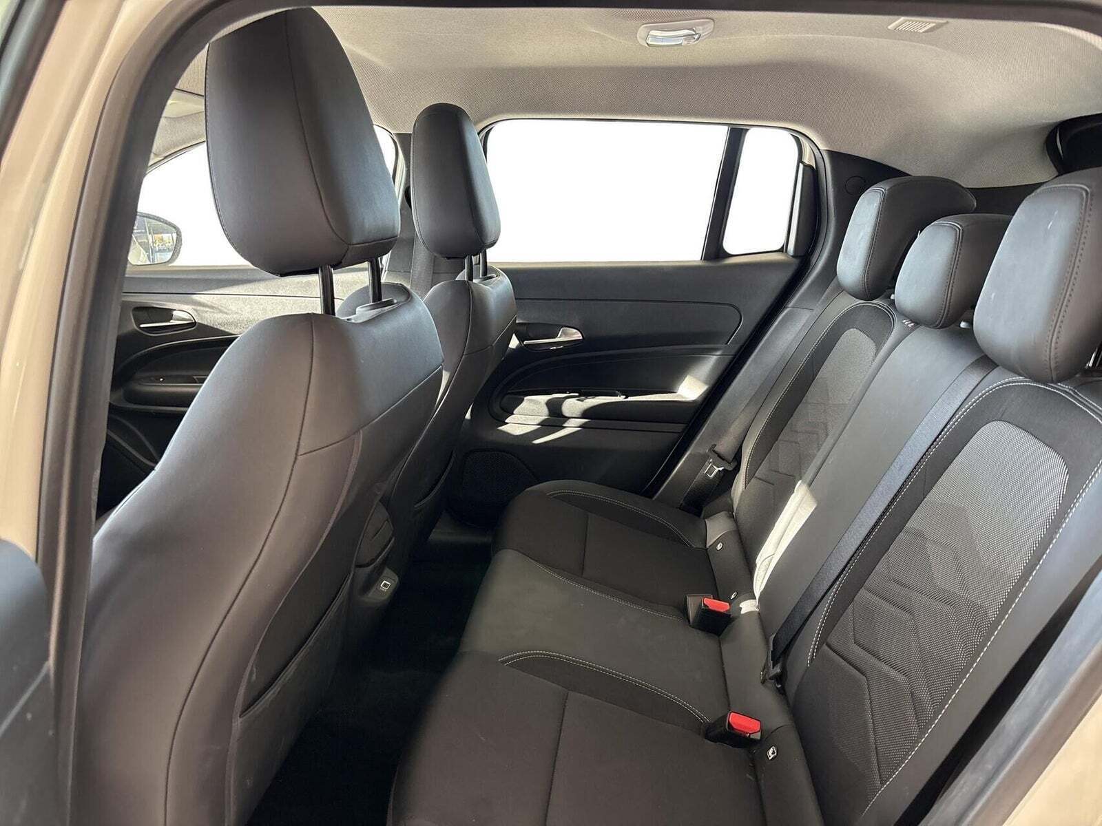 Jeep Avenger 54 Altitude