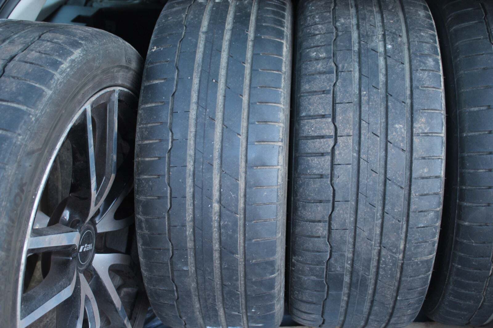 Grå Kia Optima fra 2017