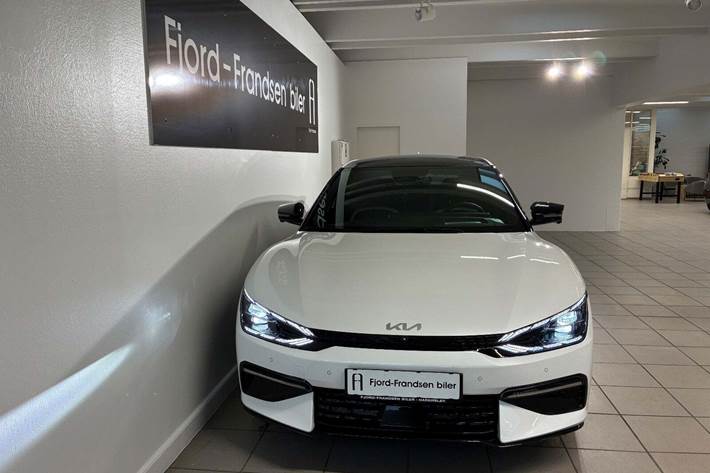 Hvid Kia EV6 fra 2024