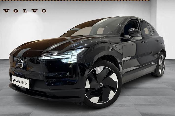 Sort Volvo EX30 fra 2024 set udefra