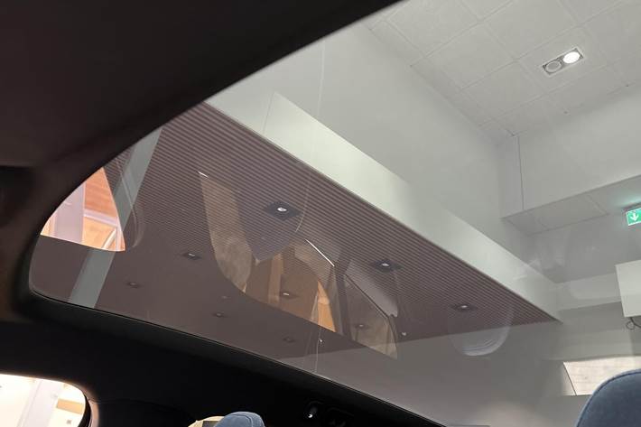 Sort Volvo EX30 fra 2024