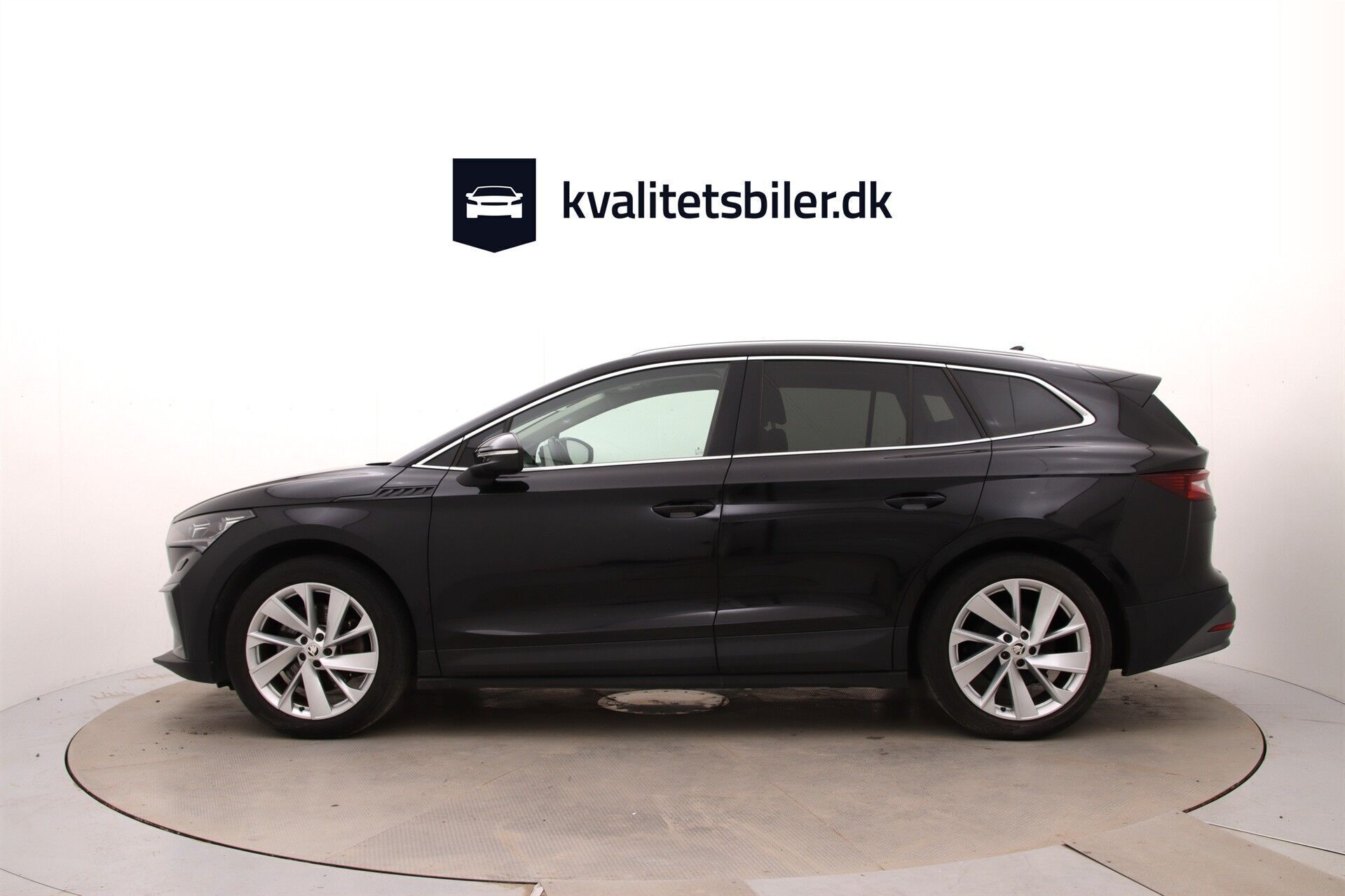 Skoda Enyaq 80 iV Design Selection Suite 204HK 5d Aut.