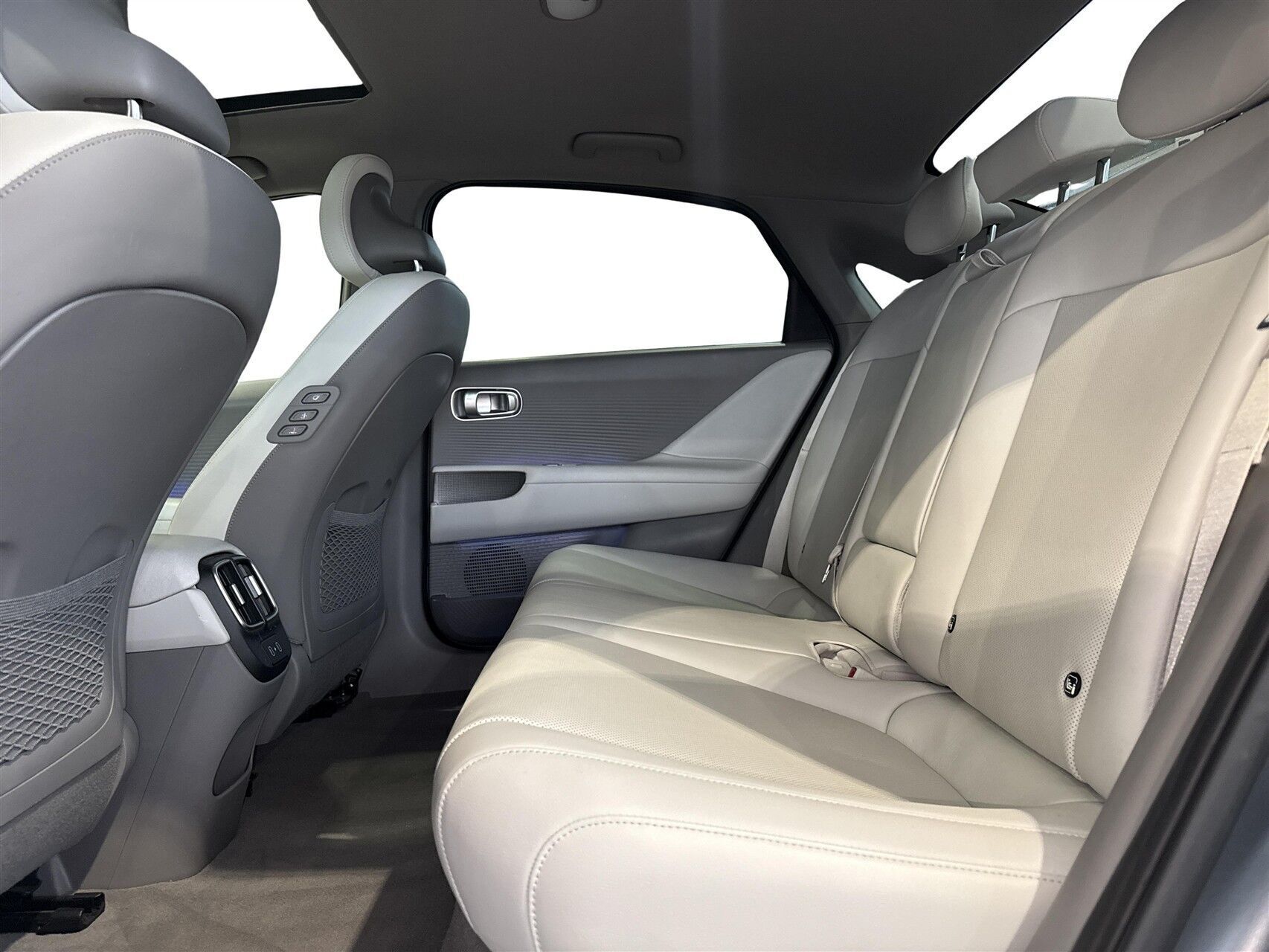 Hyundai Ioniq 6 Electric 77,4 kWh Ultimate 229HK Aut.