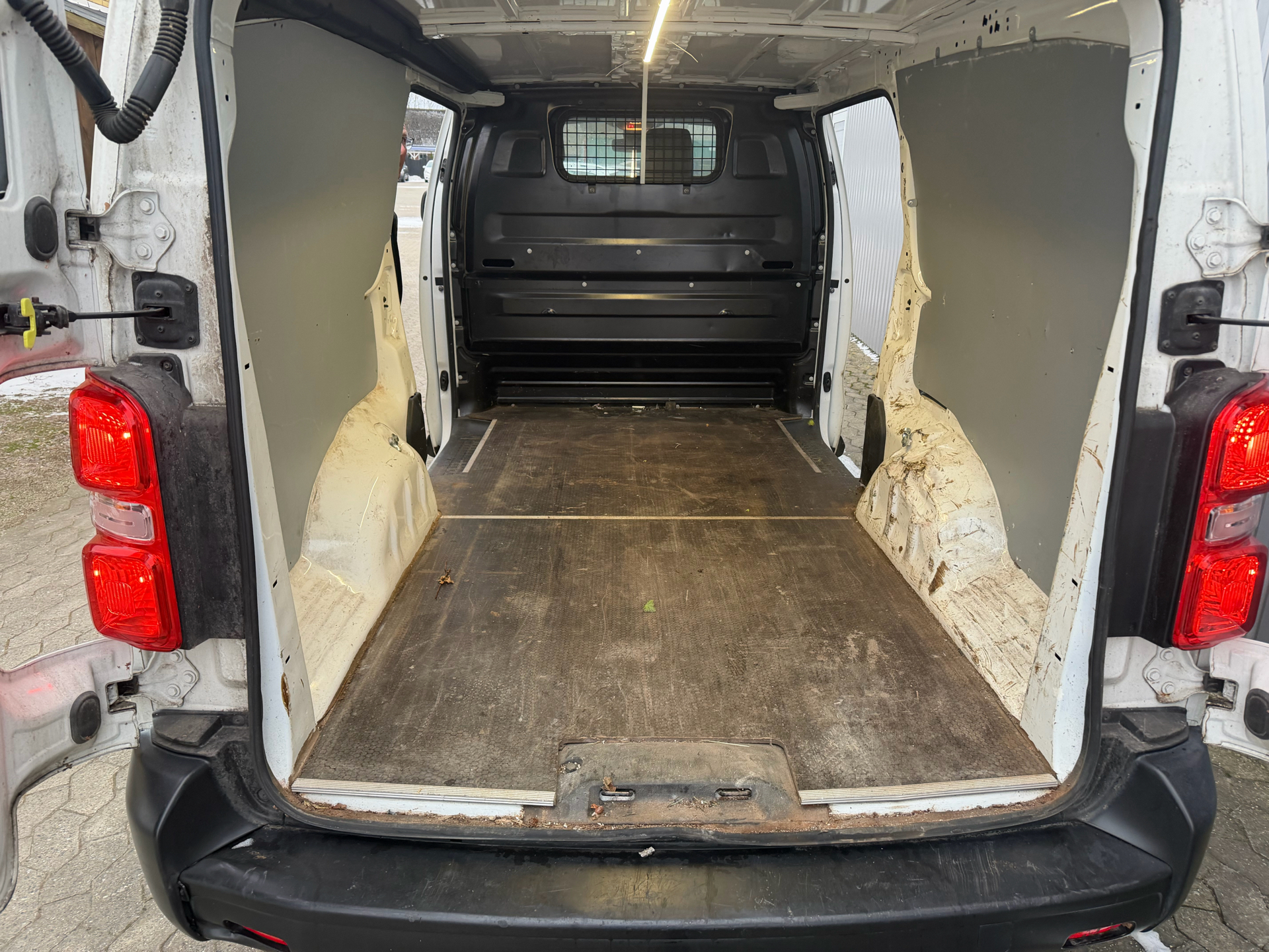 Peugeot Expert 2,0 L3 Plus BlueHDi 150HK Van 6g