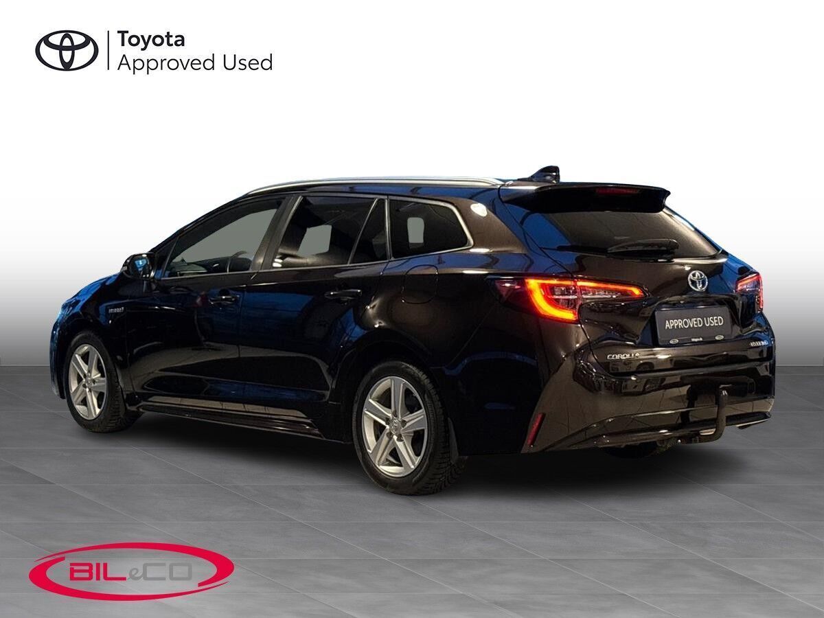 Toyota Corolla 1,8 Touring Sports Hybrid H3 E-CVT 122HK Stc Trinl. Gear