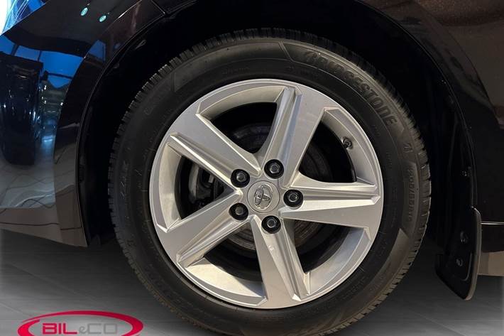 Brun Toyota Corolla fra 2020