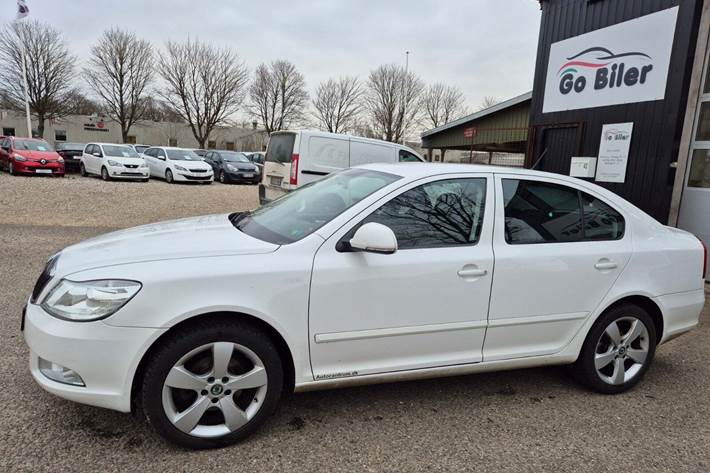 Grøn Skoda Octavia fra 2012