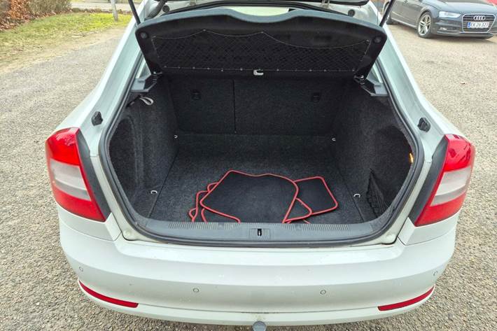 Grøn Skoda Octavia fra 2012