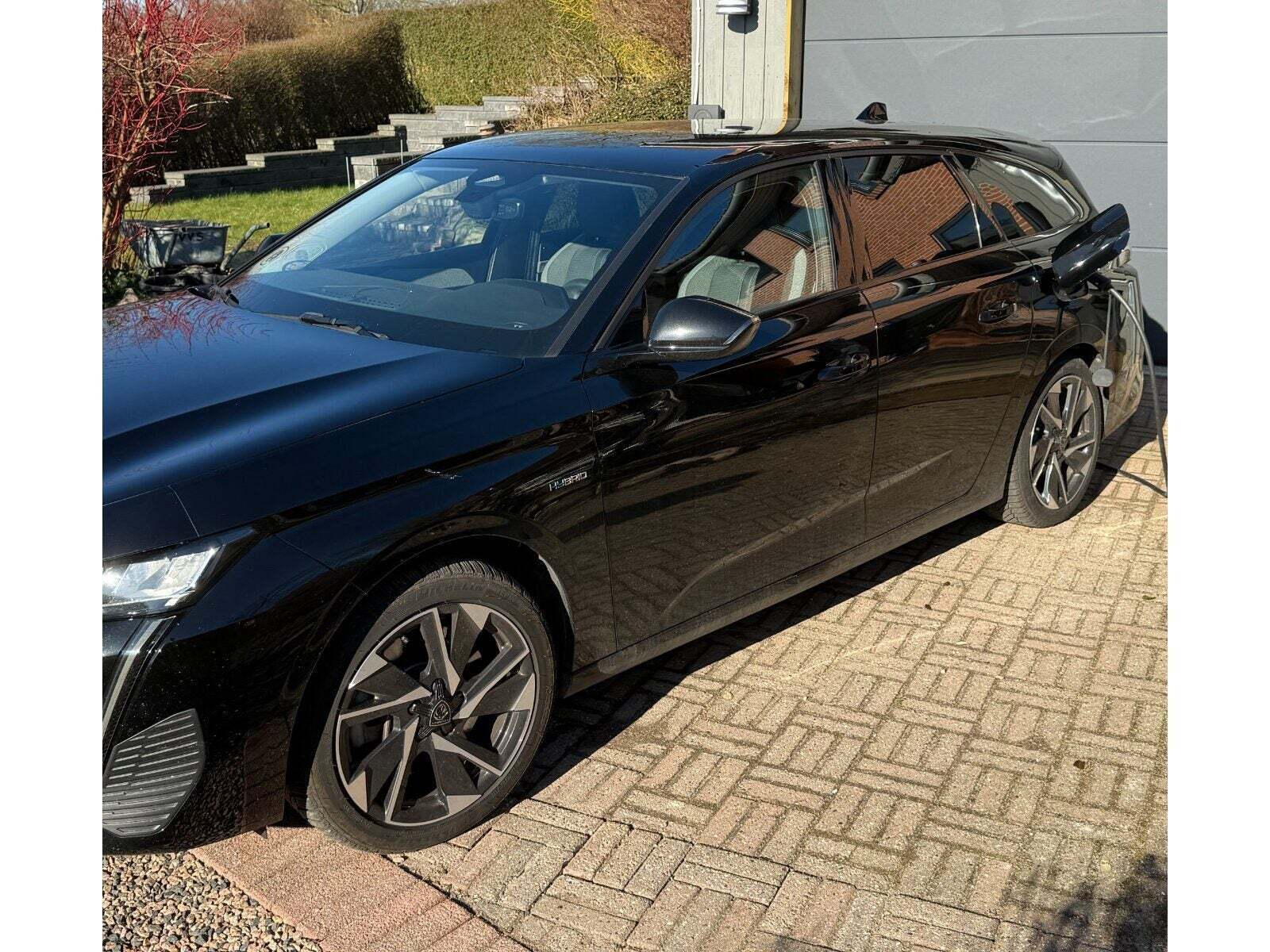 Peugeot 308 1,6 Hybrid First Selection+ SW EAT8