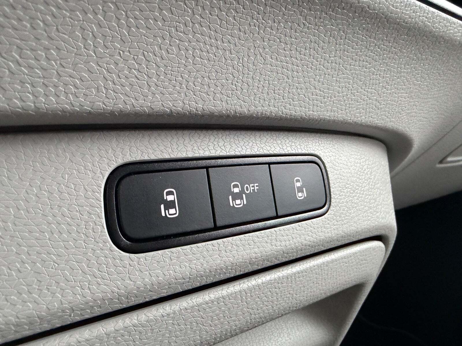 Gul VW ID.Buzz fra 2024