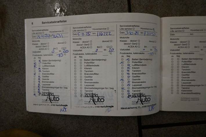 Sort Opel Astra fra 2020