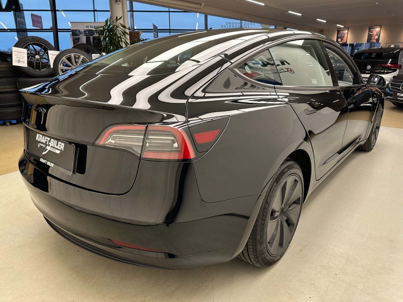 Tesla Model 3 Long Range RWD