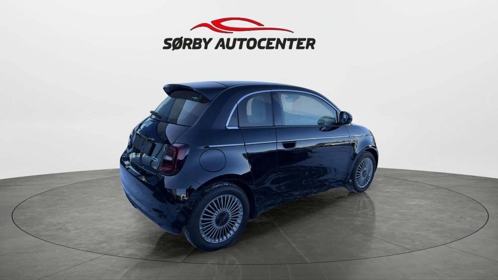Sort Fiat 500e fra 2024
