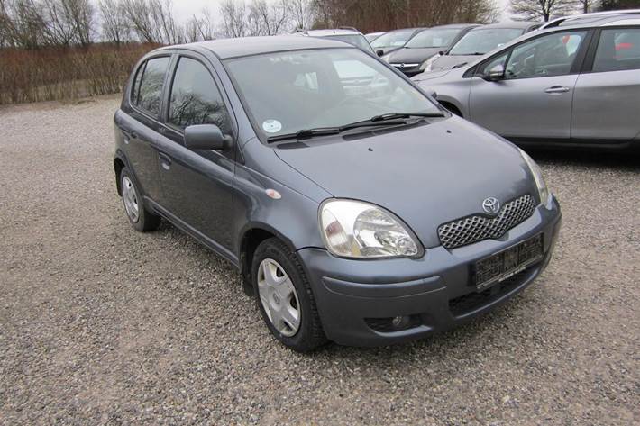 undefined Toyota Yaris fra 2004