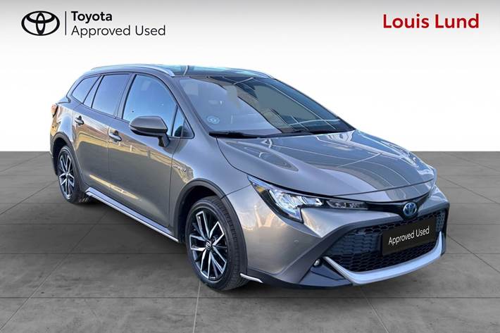 Bronze Toyota Corolla fra 2020