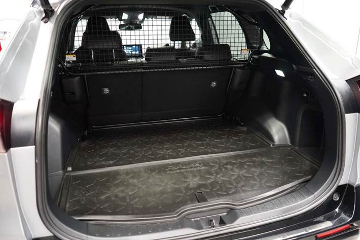 Grå Toyota RAV4 fra 2022