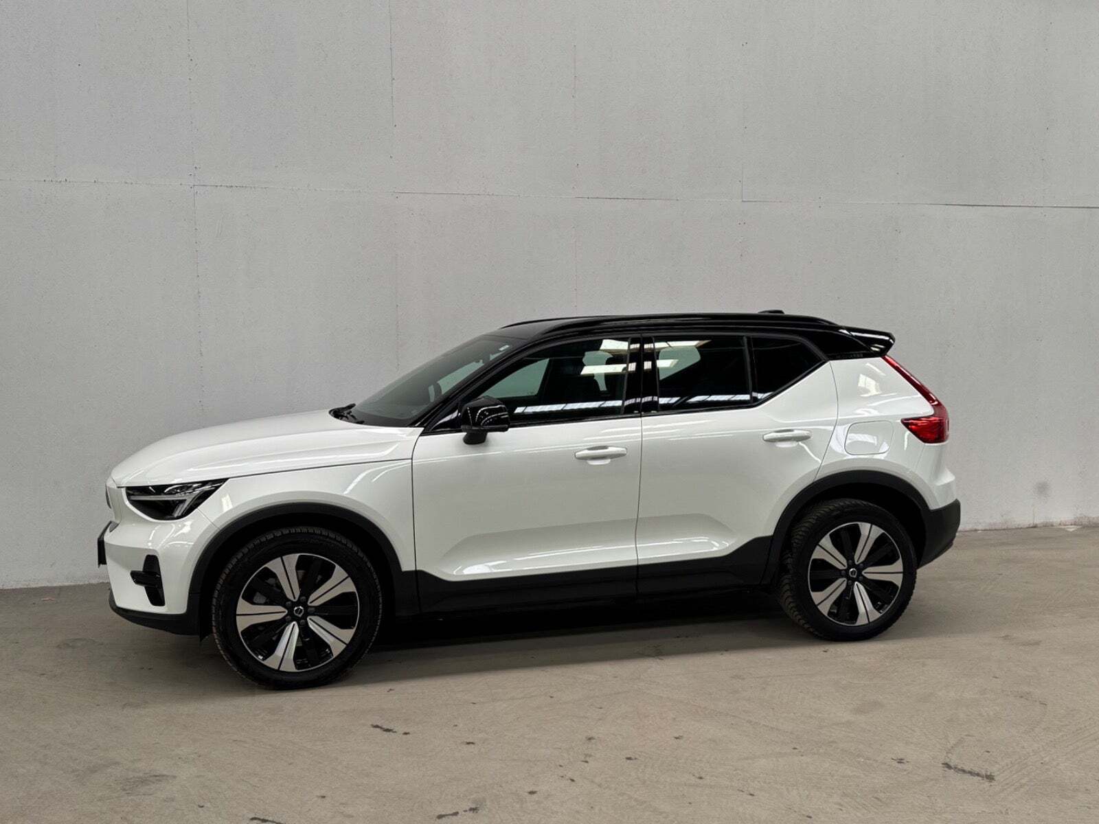 Volvo XC40 P6 ReCharge Core