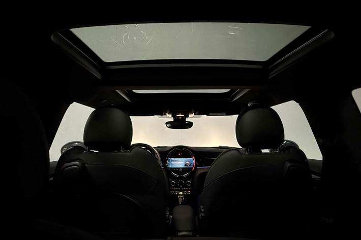 Grøn Mini Cooper SE fra 2022