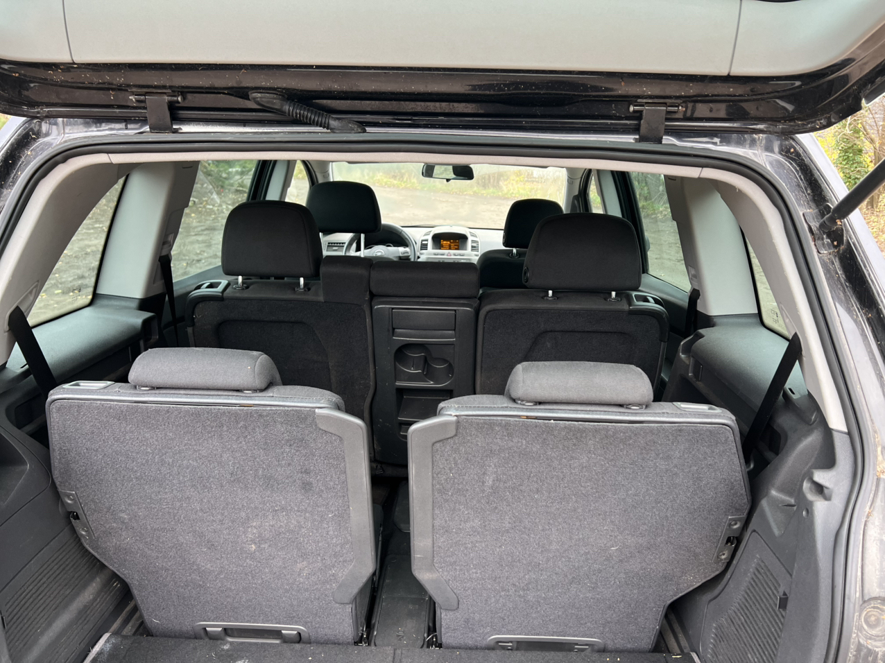 Sort Opel Zafira fra 2008